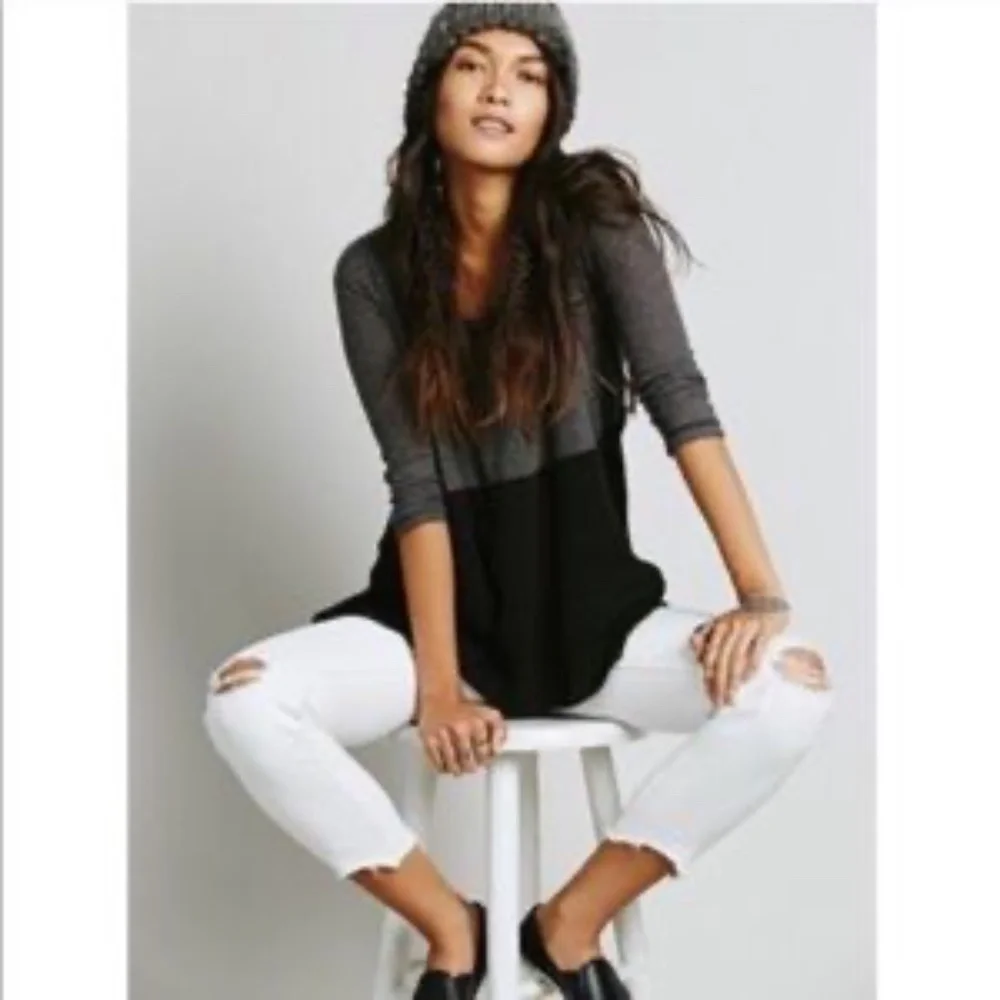We the Free Black & Gray Color Block Thermal - Picture 2 of 10